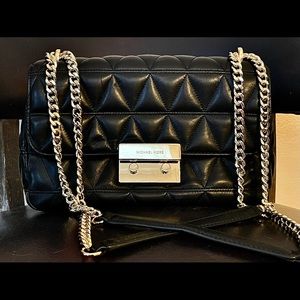 MICHAEL KORS Sloan Quilted Black Purse